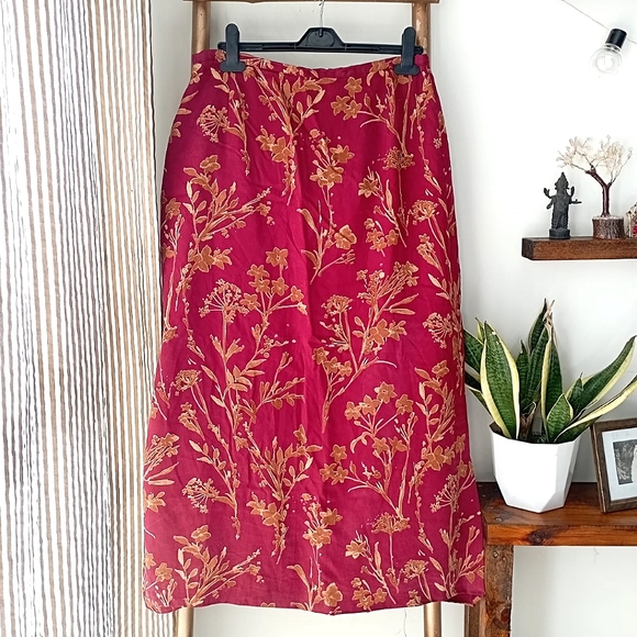 Cortefiel Dresses & Skirts - Luxury Spanish Brand Retro Red Maxi Skirt
